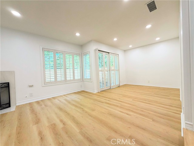 MLS #OC25240109 image #25