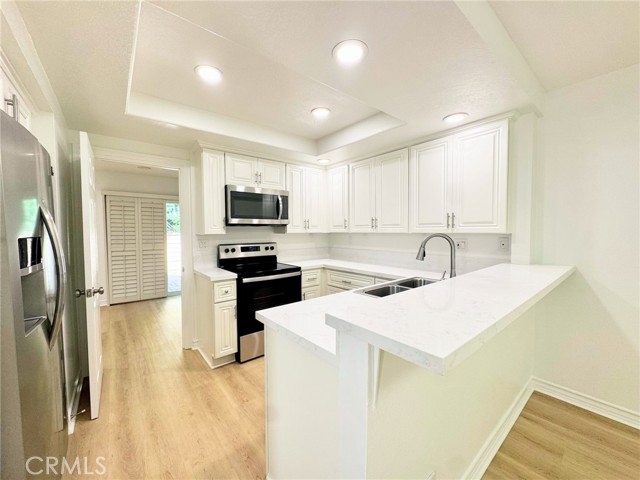 MLS #OC25240109 image #29