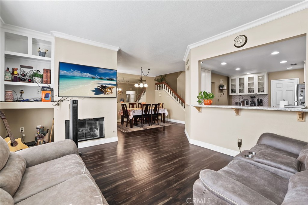 MLS #OC25240141 image #5