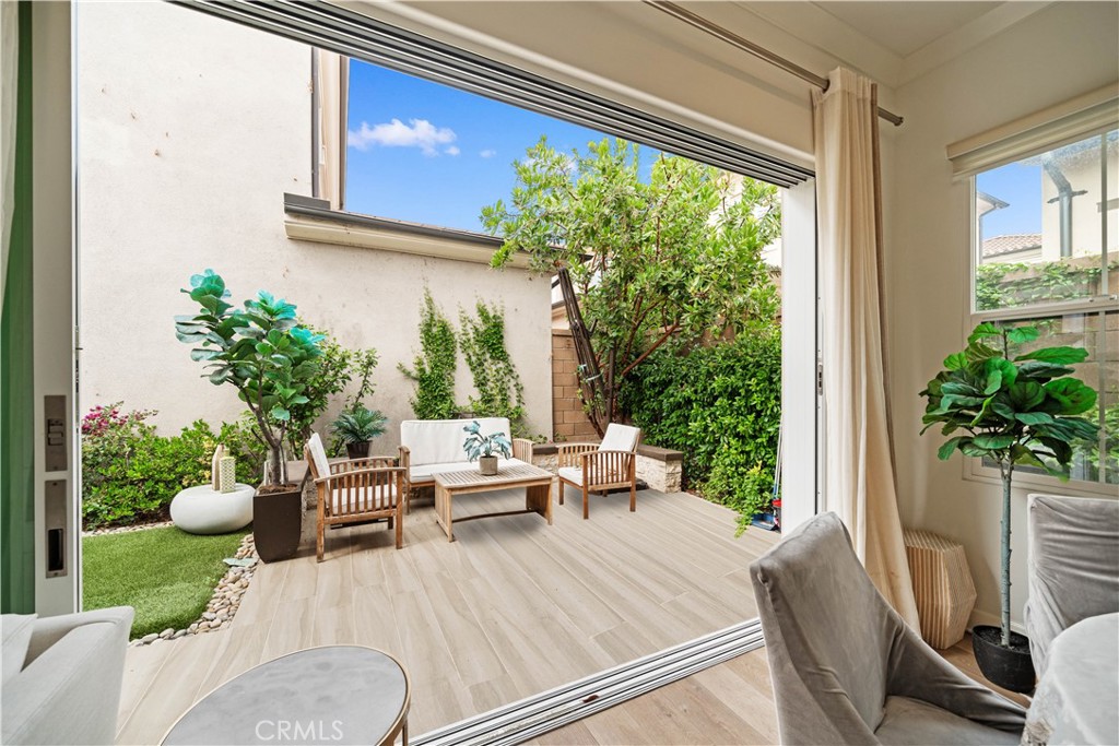 MLS #OC25240163 image #12