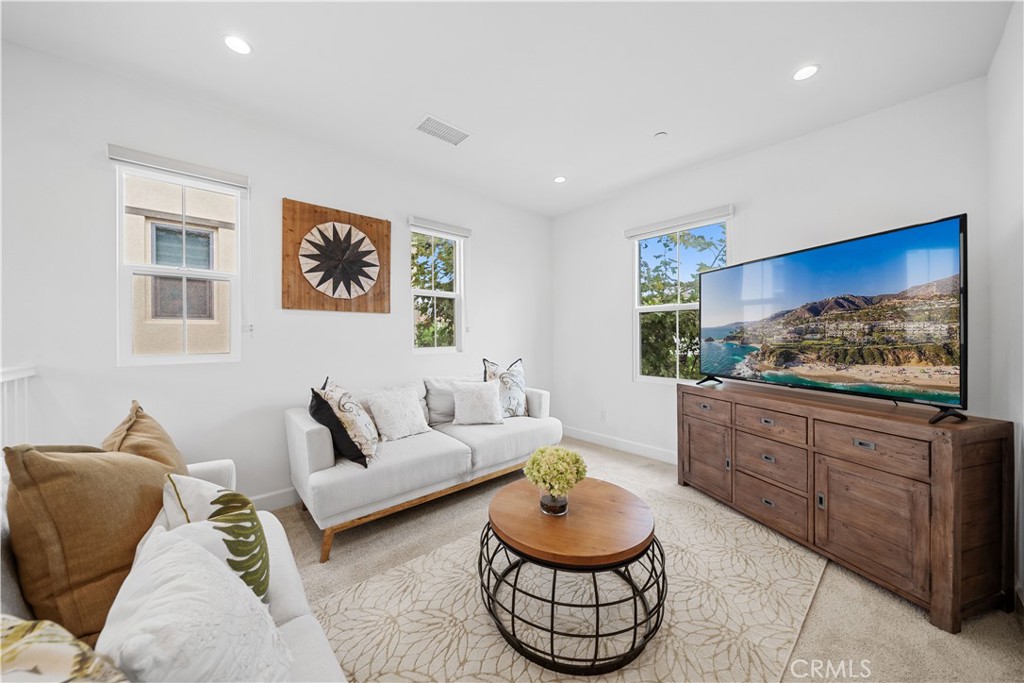 MLS #OC25240163 image #25