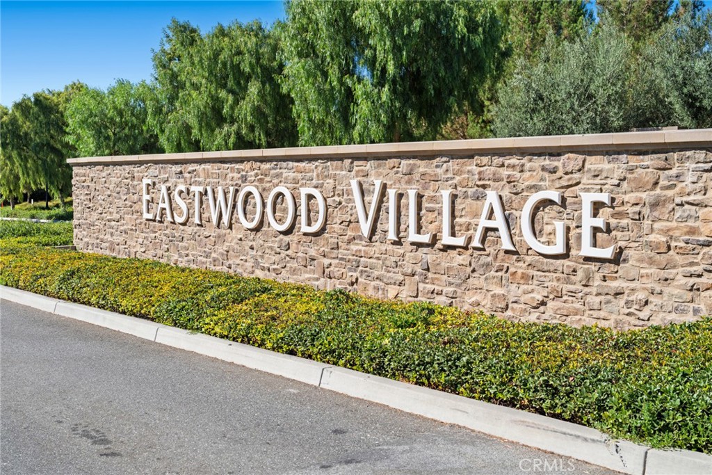 MLS #OC25240163 image #35