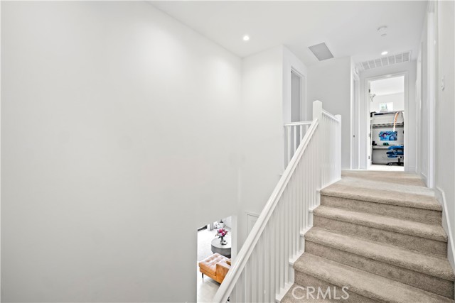 MLS #OC25240194 image #23