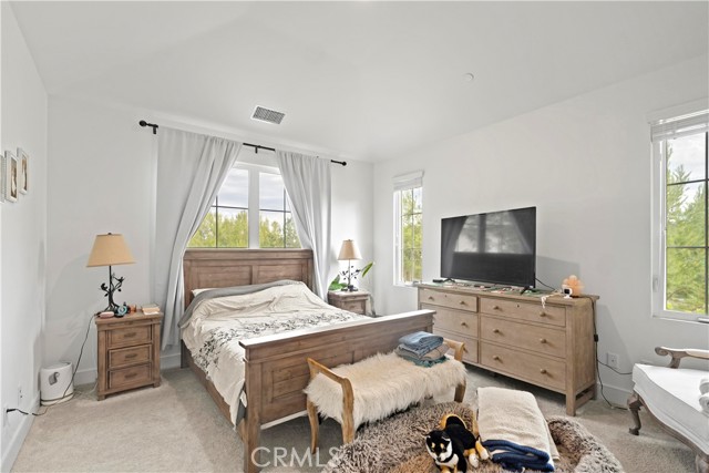 MLS #OC25240194 image #32