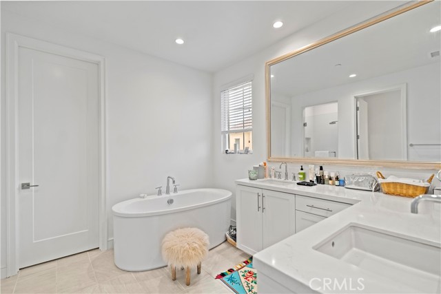 MLS #OC25240194 image #36