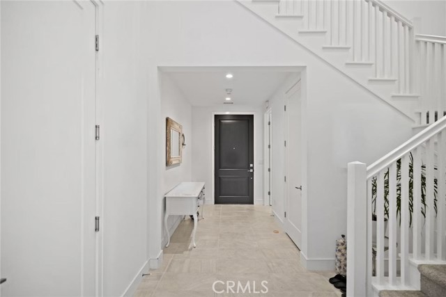 MLS #OC25240194 image #4