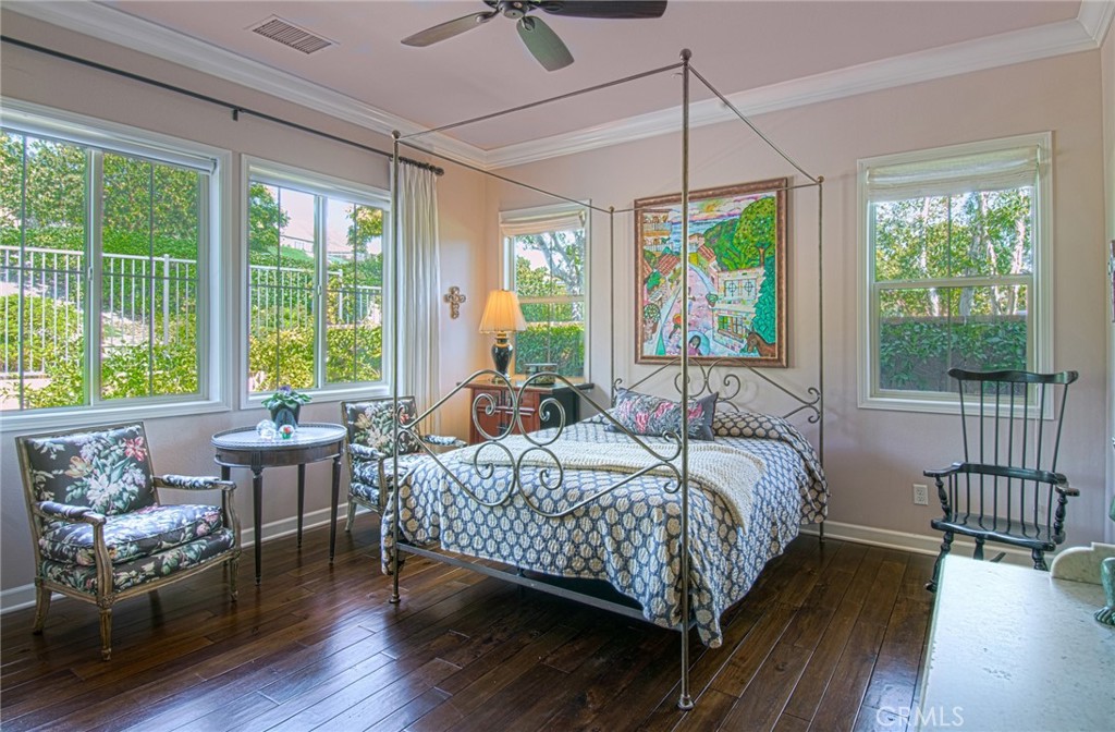 MLS #OC25240205 image #16