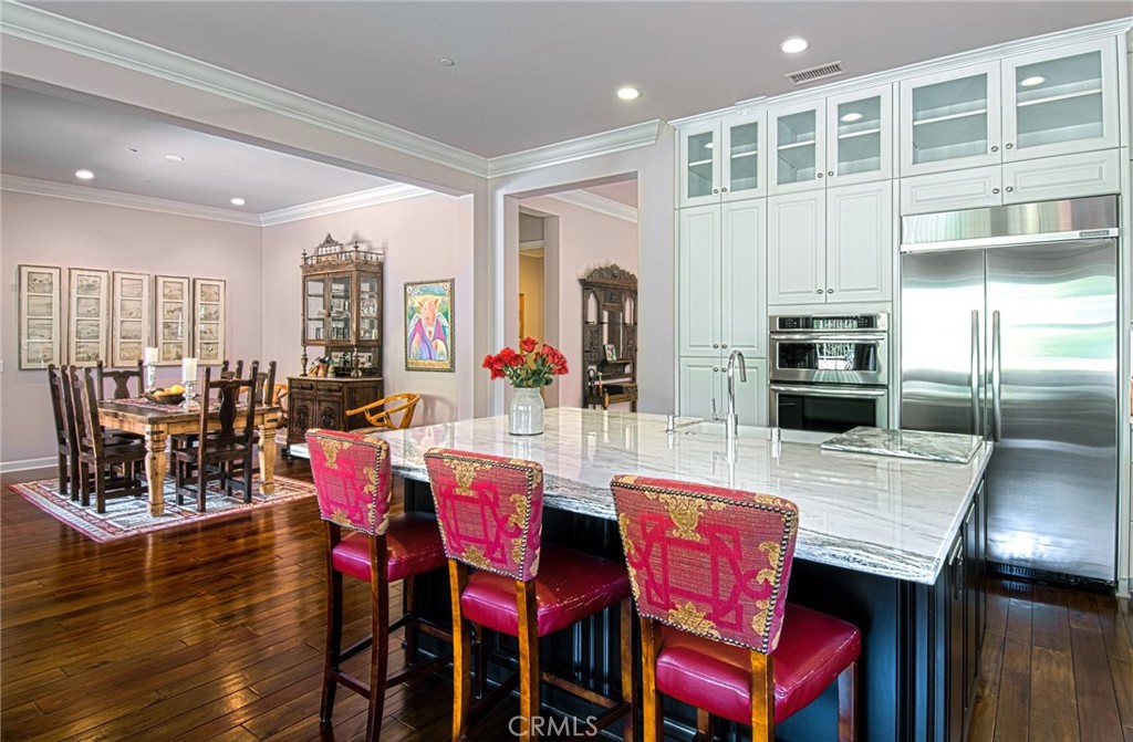 MLS #OC25240205 image #5