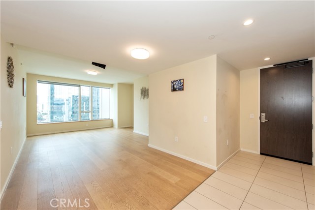 MLS #OC25240229 image #6