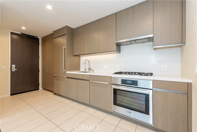 MLS #OC25240229 image #7