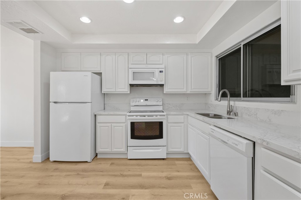 MLS #OC25240247 image #2