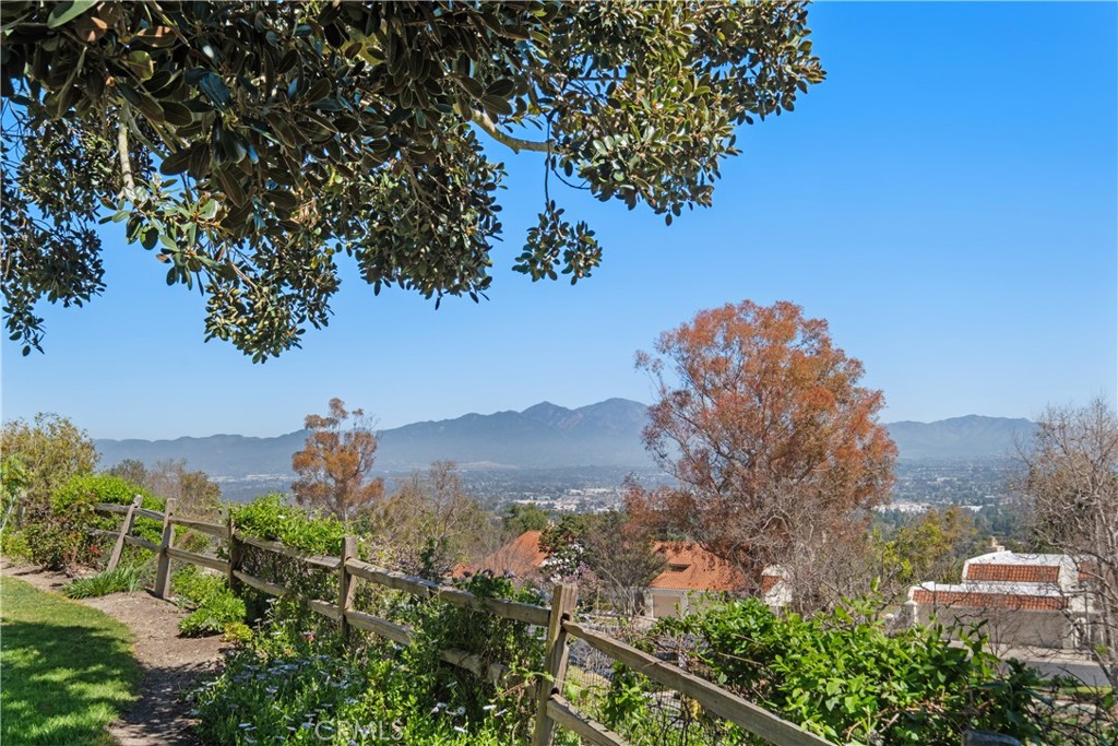 MLS #OC25240247 image #27