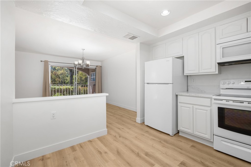 MLS #OC25240247 image #3