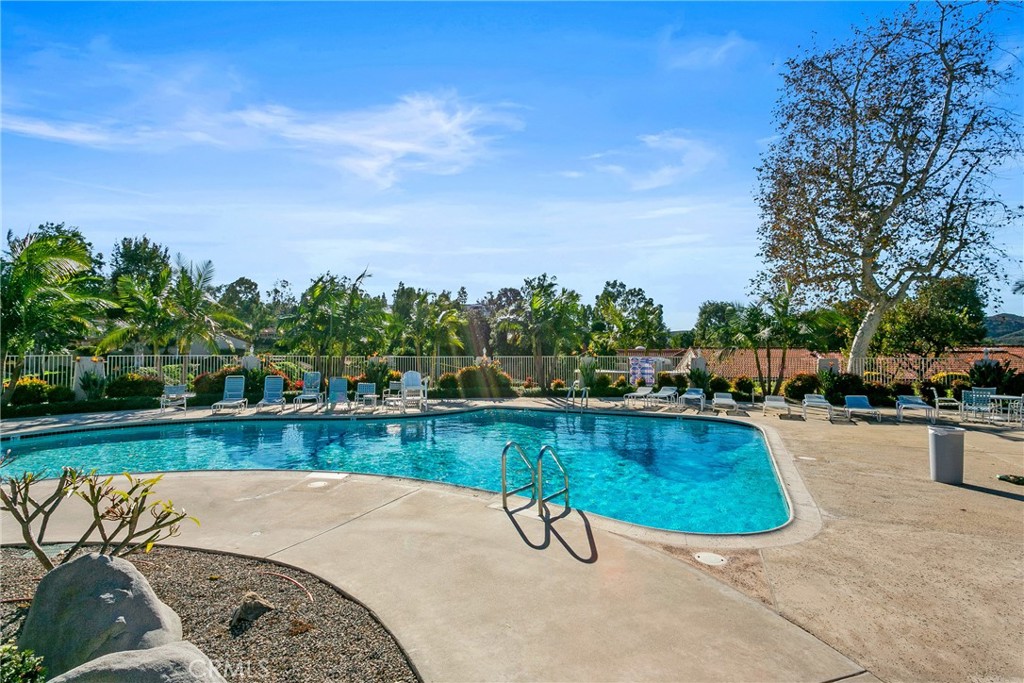 MLS #OC25240247 image #39