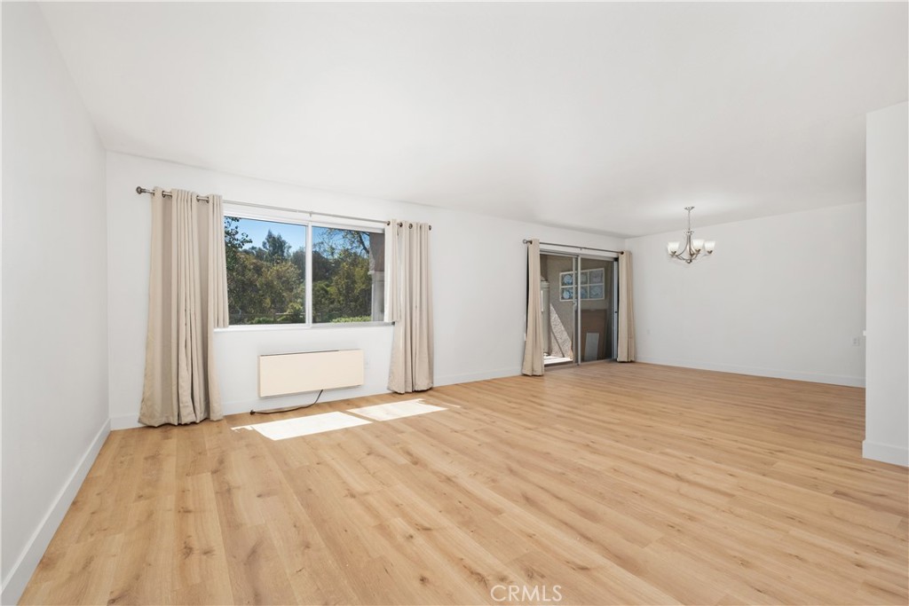 MLS #OC25240247 image #5