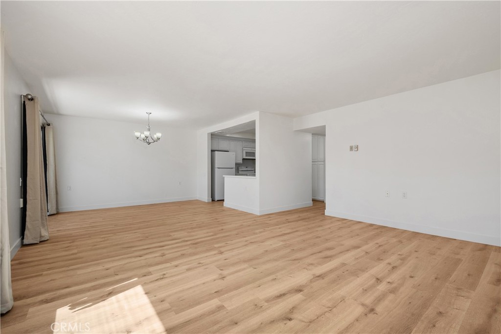 MLS #OC25240247 image #6