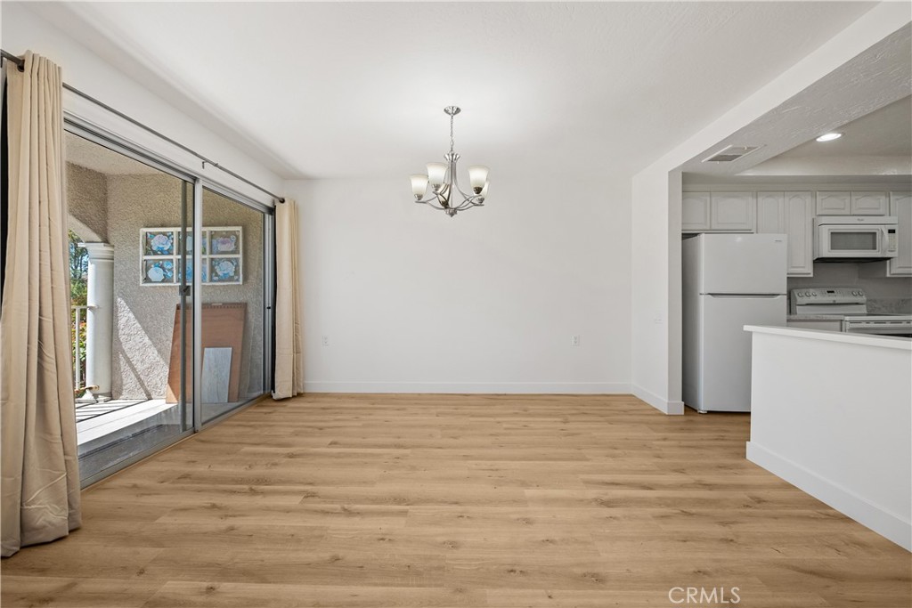 MLS #OC25240247 image #7