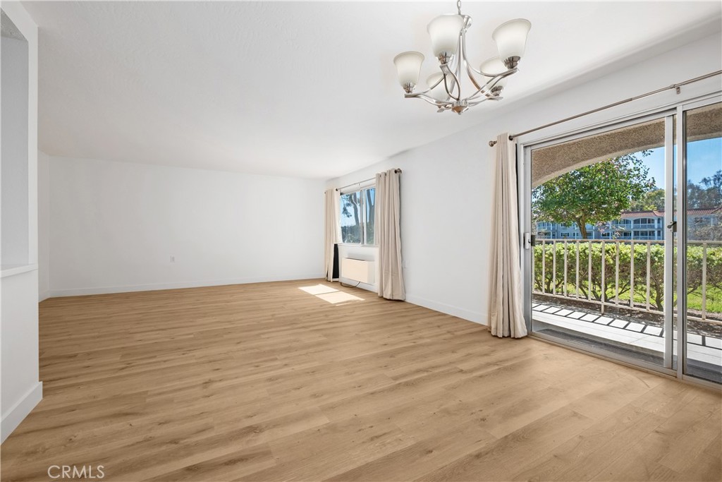 MLS #OC25240247 image #8