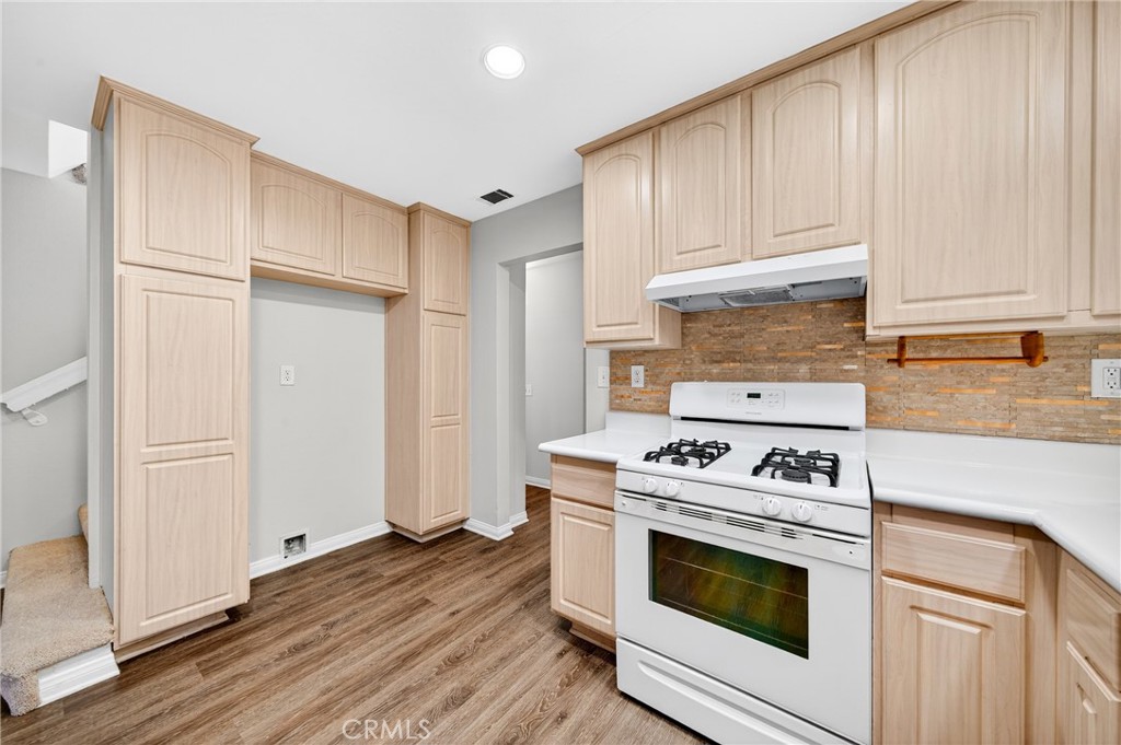 MLS #OC25240279 image #14