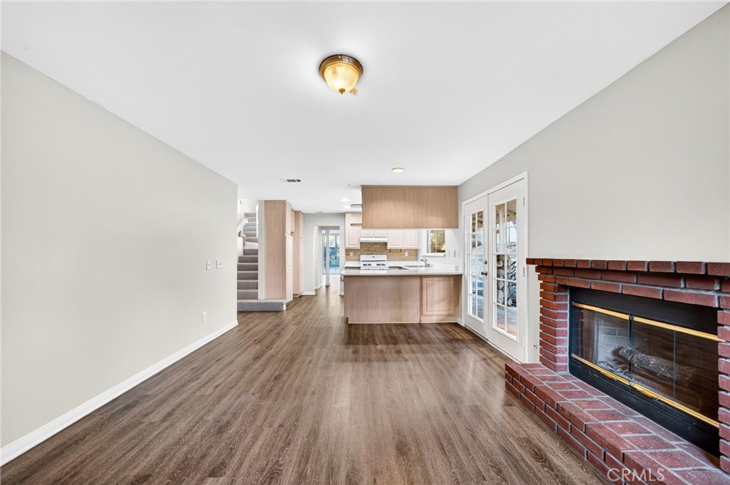 MLS #OC25240279 image #17