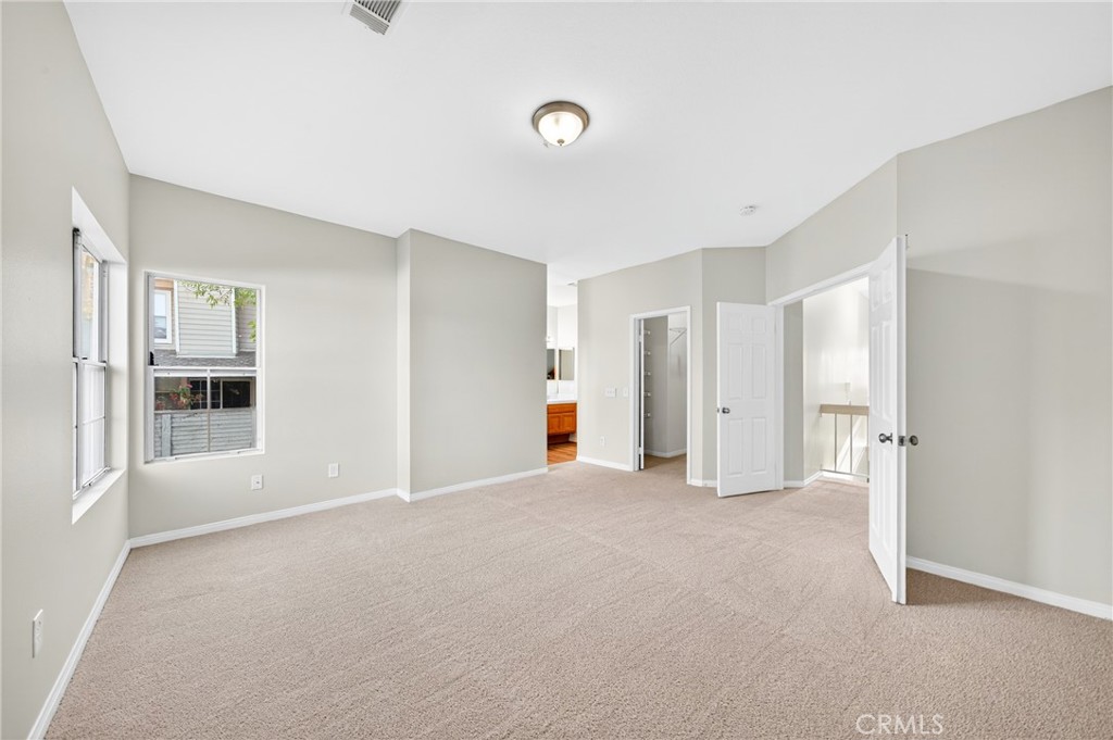 MLS #OC25240279 image #26