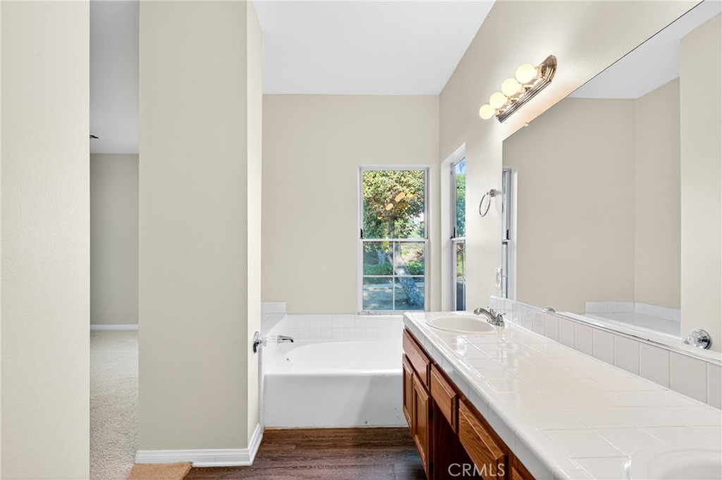 MLS #OC25240279 image #31