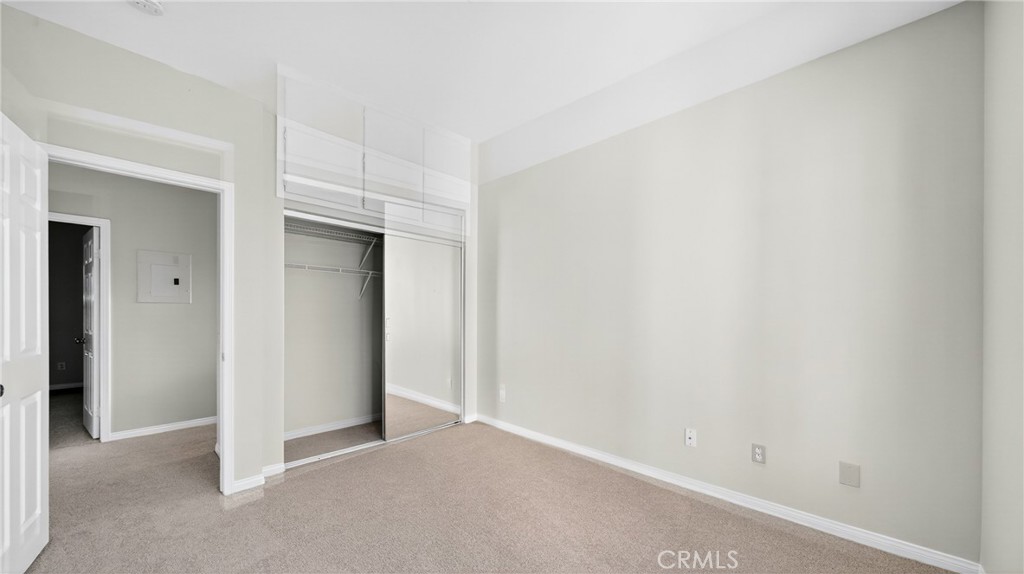 MLS #OC25240279 image #37