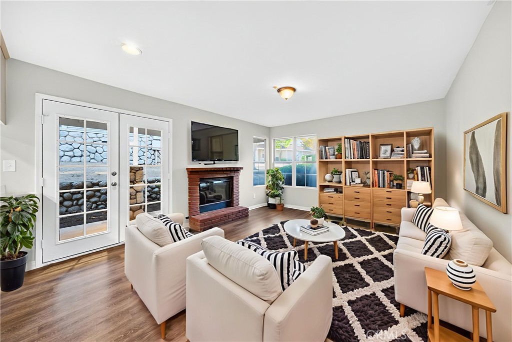 MLS #OC25240279 image #7