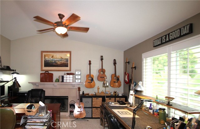 MLS #OC25240290 image #23