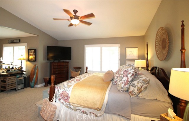 MLS #OC25240290 image #25