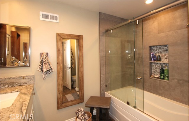 MLS #OC25240290 image #27