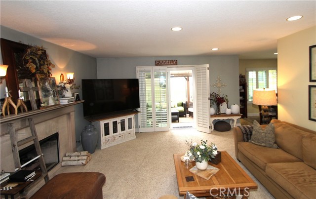 MLS #OC25240290 image #4