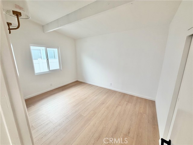 MLS #OC25240308 image #7