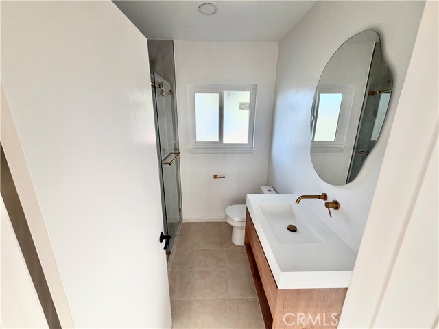 MLS #OC25240308 image #9