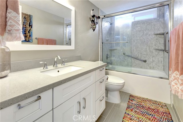 MLS #OC25240321 image #26