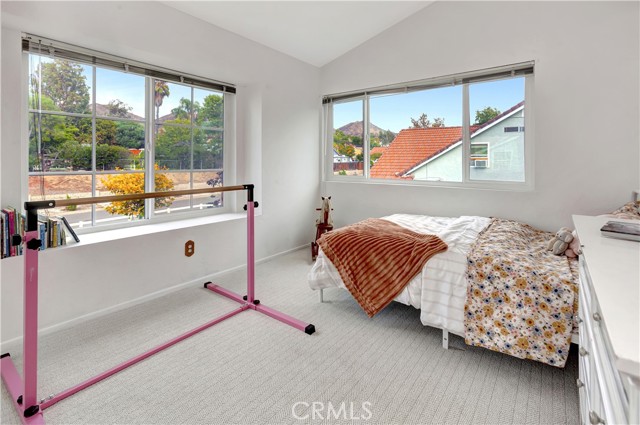 MLS #OC25240321 image #28