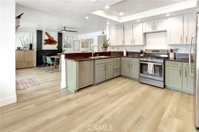 MLS #OC25240321 image #7