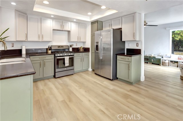 MLS #OC25240321 image #9