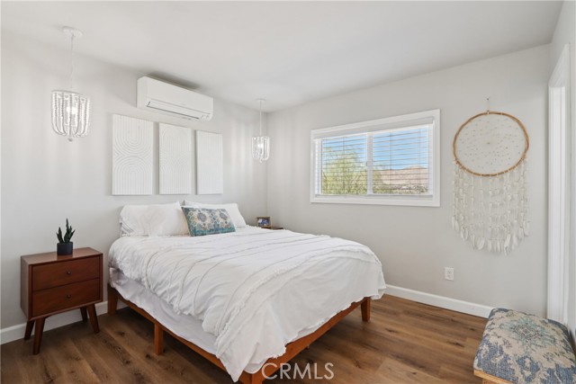 MLS #OC25240323 image #17