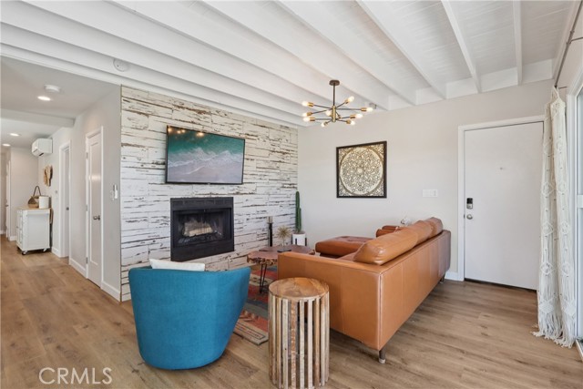 MLS #OC25240323 image #6