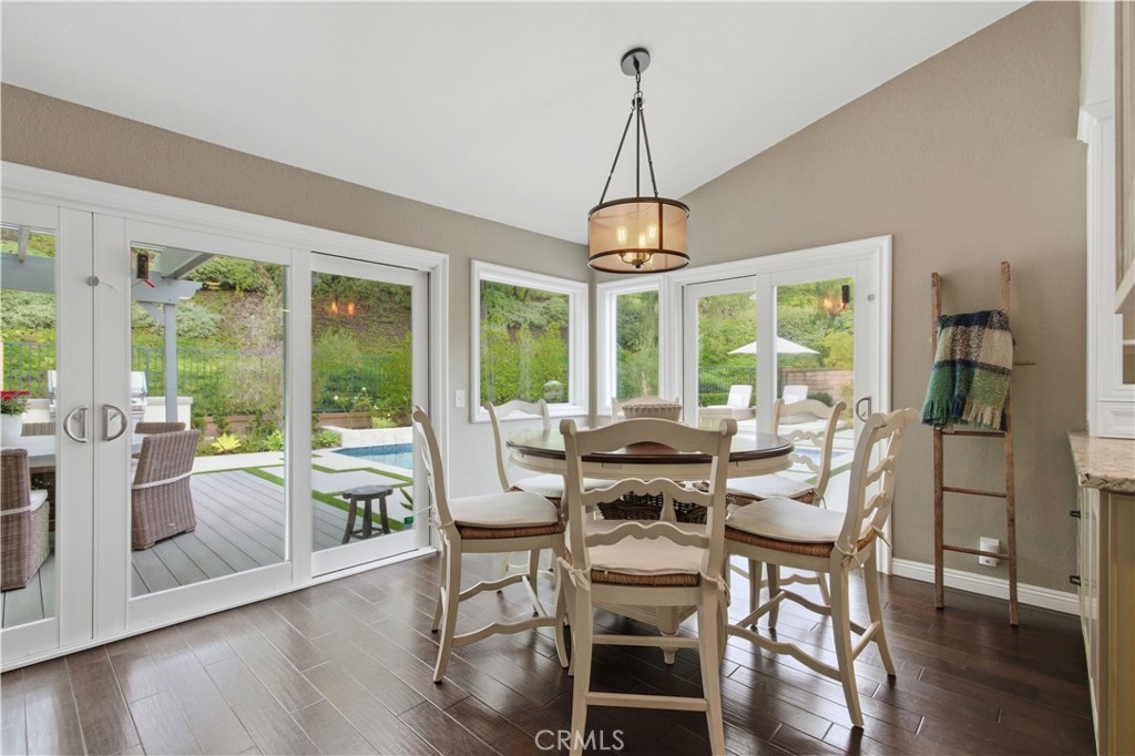 MLS #OC25240338 image #10