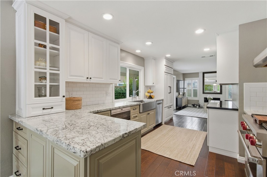 MLS #OC25240338 image #13