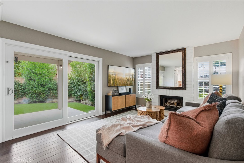 MLS #OC25240338 image #19