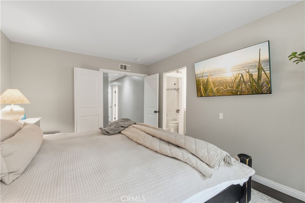 MLS #OC25240338 image #23