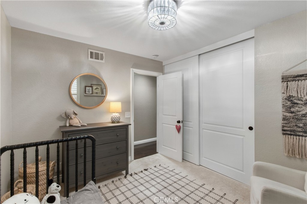 MLS #OC25240338 image #27