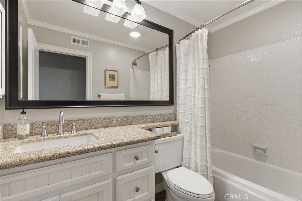 MLS #OC25240338 image #28