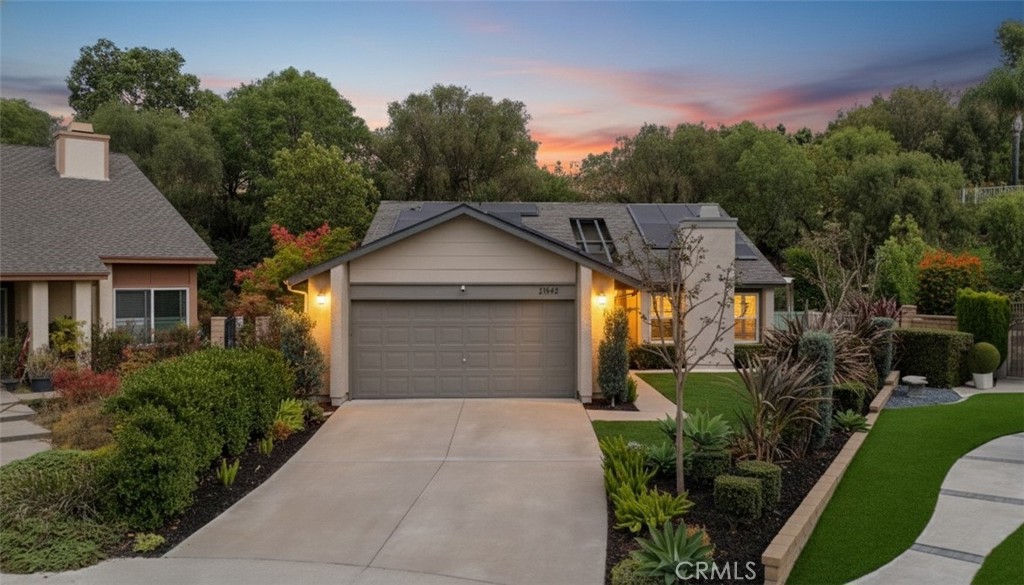 MLS #OC25240338 image #3