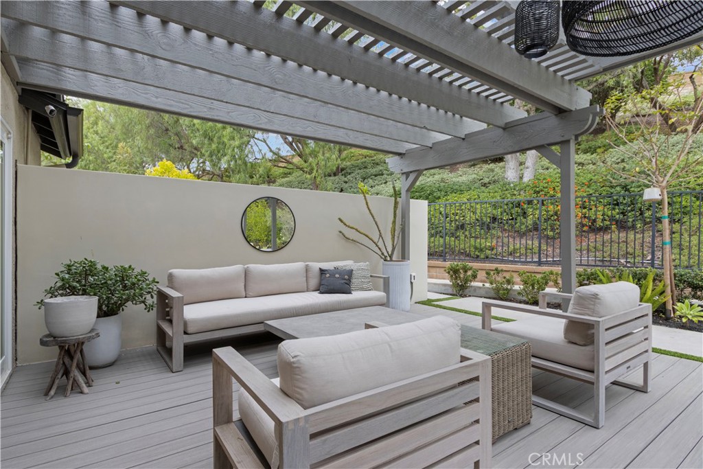 MLS #OC25240338 image #37