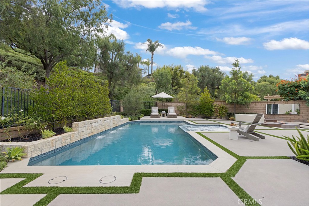 MLS #OC25240338 image #41