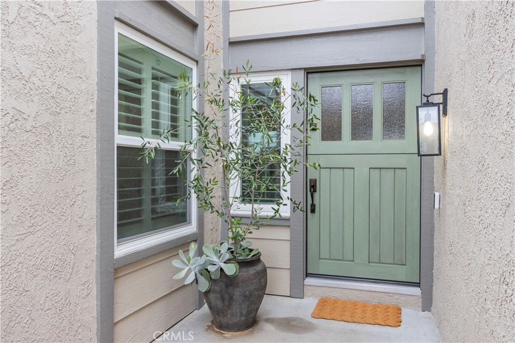 MLS #OC25240338 image #5